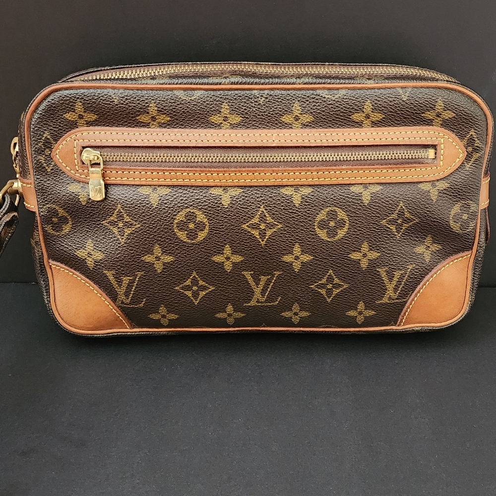 Vintage Dragonne clutch bag